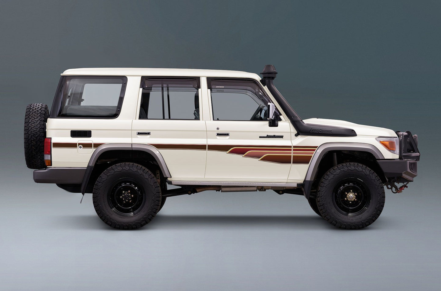 70 Series Land Cruiser Decal Body Stripe Kit (Muscat) - 76 Series (2007-)